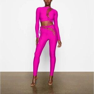 Skims Cut Out Long Sleeve Lace Up Crop Top Size 3X Fuchsia Pink